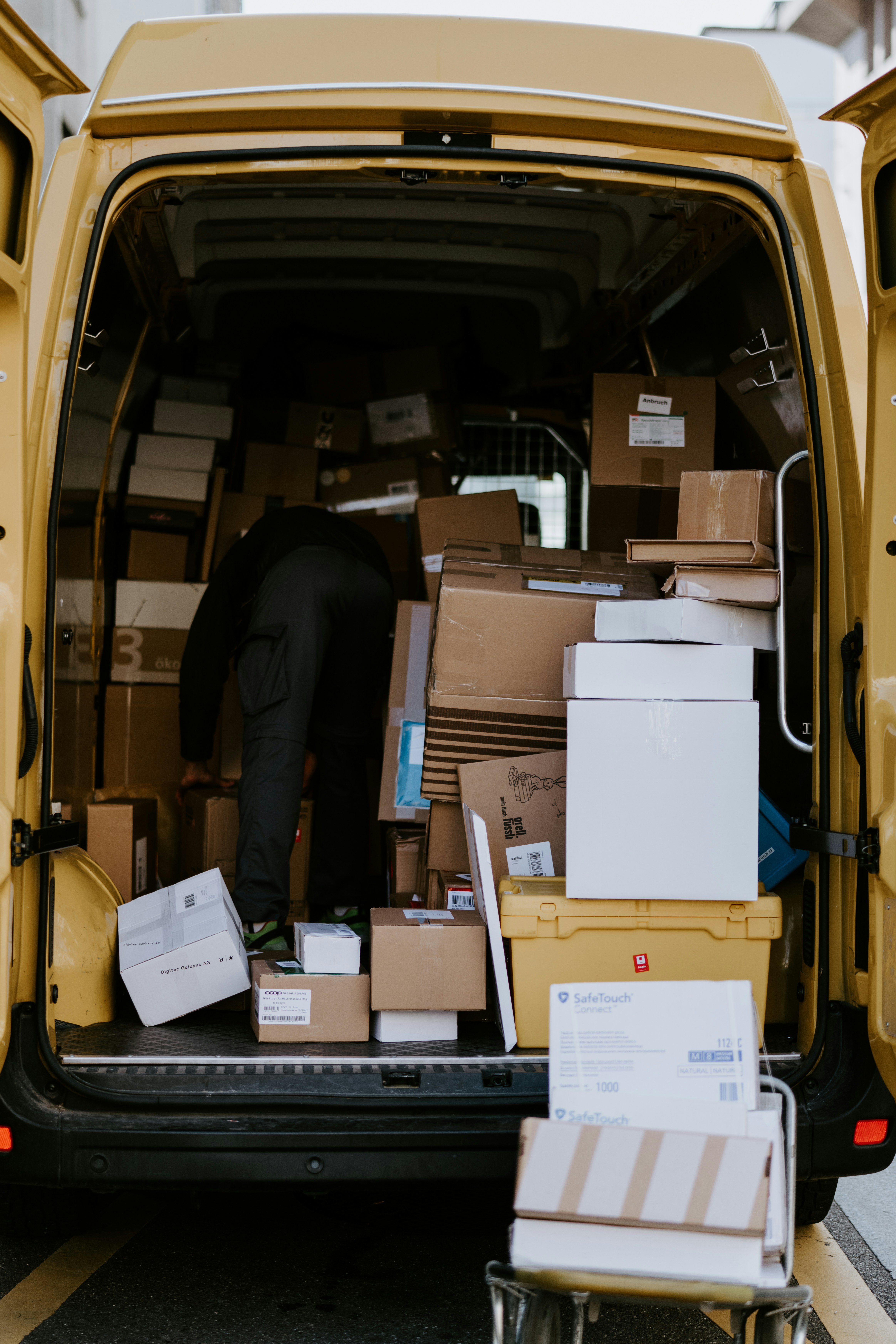 Paquetería en camioneta